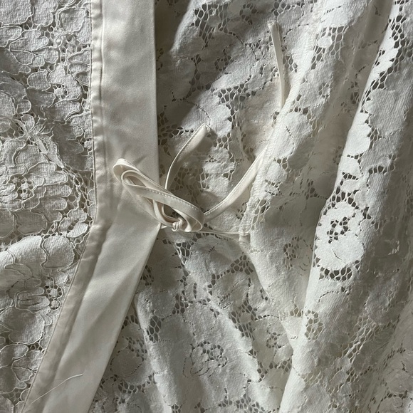 Soma White Lace Crochet Satin Wrap Robe Intimates Sleepwear Sz S/M EUC - Picture 13 of 15